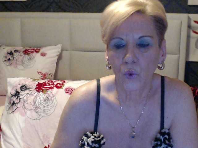 Live sex webcam photo for ANGELGRANNY #273860979