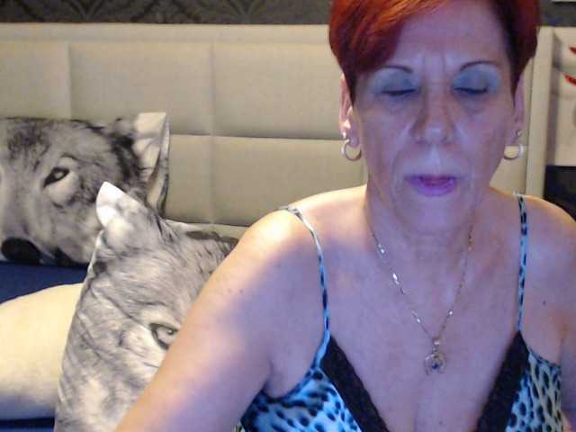 Live sex webcam photo for ANGELGRANNY #274605521