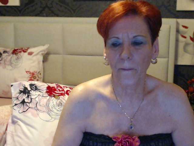 Live sex webcam photo for ANGELGRANNY #274650058