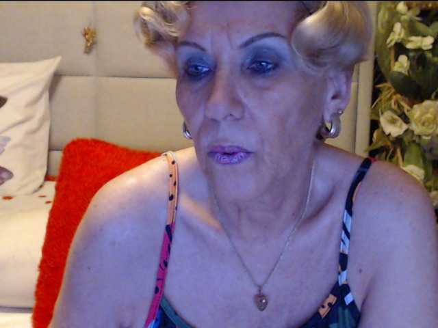 Live sex webcam photo for ANGELGRANNY #278224894