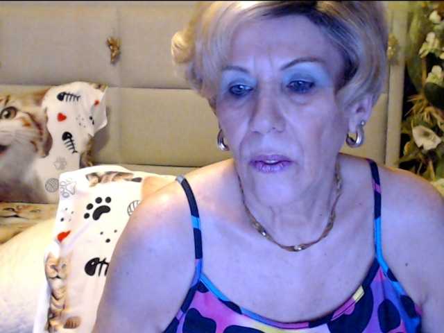 Live sex webcam photo for ANGELGRANNY #288617049