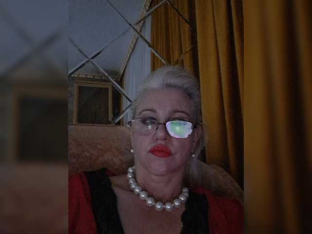 Live sex webcam photo for ANGELOK-12 #276102438