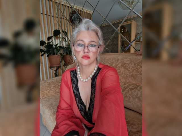 Live sex webcam photo for ANGELOK-12 #276159308