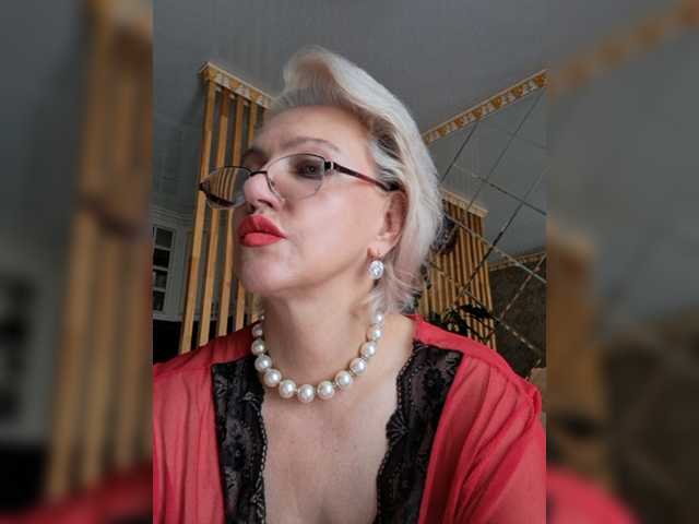 Live sex webcam photo for ANGELOK-12 #276197606