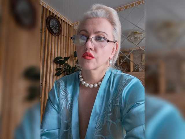 Live sex webcam photo for ANGELOK-12 #276198815