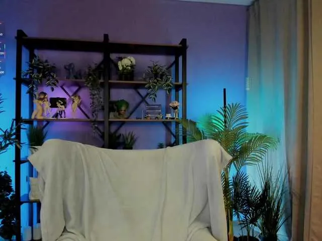 Live sex webcam photo for ANGELonDUTY #291048389