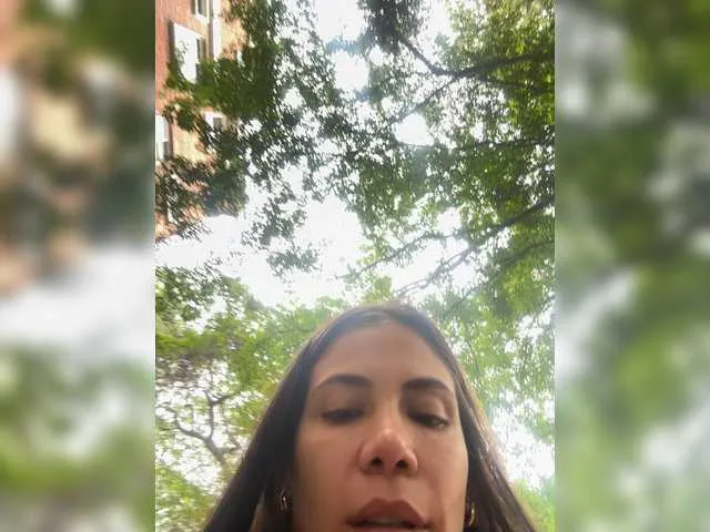 Live sex webcam photo for APRILHILL #291996332