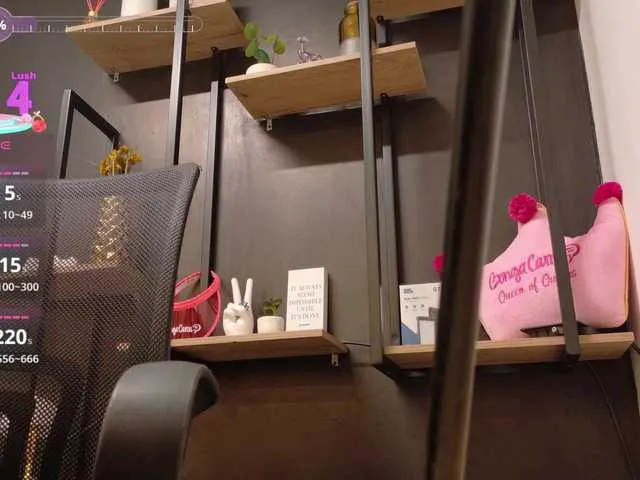 Live sex webcam photo for APRILHILL #292023912