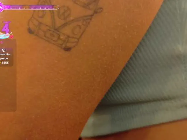 Live sex webcam photo for APRILHILL #292097281