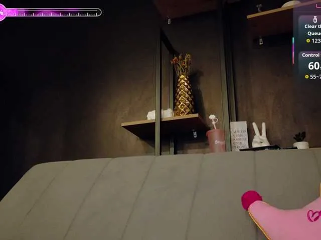 Live sex webcam photo for APRILHILL #292213423