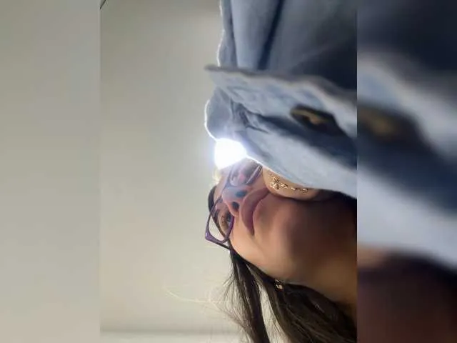 Live sex webcam photo for APRILHILL #292222357