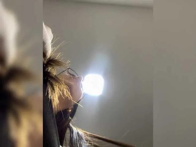 Live sex webcam photo for APRILHILL #292230077