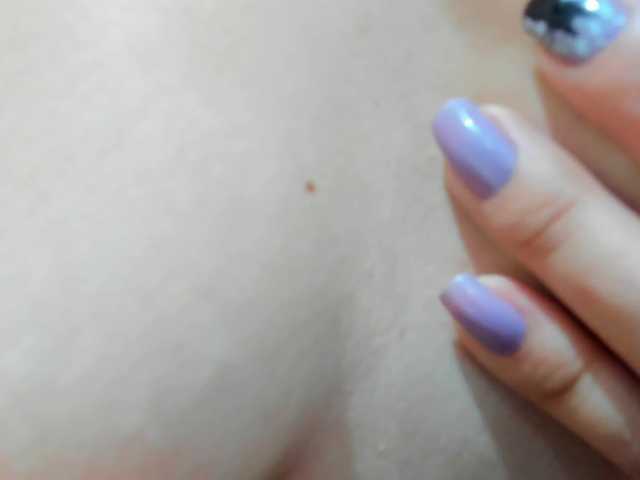 Live sex webcam photo for ARIANABANKS #271983239