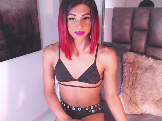 Live sex webcam photo for ASHLEYDOLCE #277684292