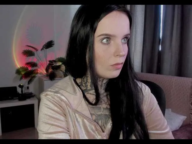 Live sex webcam photo for ATOMICKETCHUP #290935552