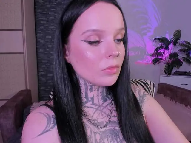 Live sex webcam photo for ATOMICKETCHUP #291824368