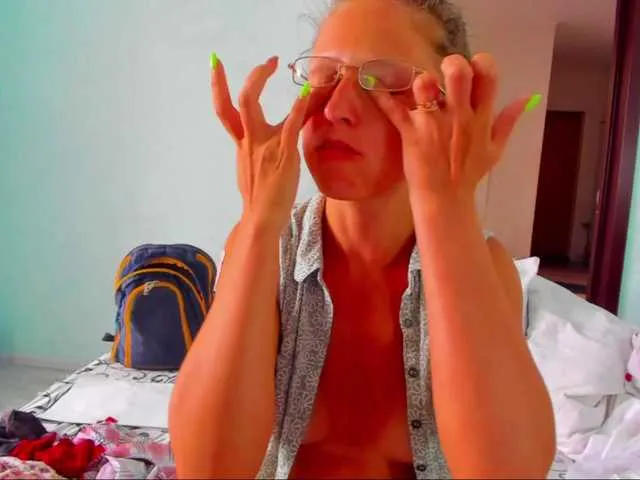 Live sex webcam photo for AZavisimost #274054382