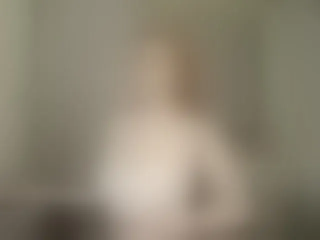 Live sex webcam photo for Aariella #293576080