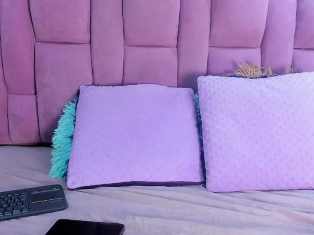 Live sex webcam photo for Abby-Jackssonn #276716630