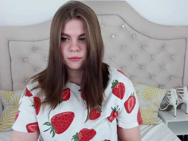 Live sex webcam photo for AbbyAngel #277568799