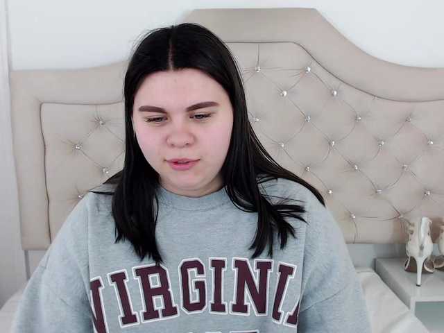 Live sex webcam photo for AbbyAngel #277722659