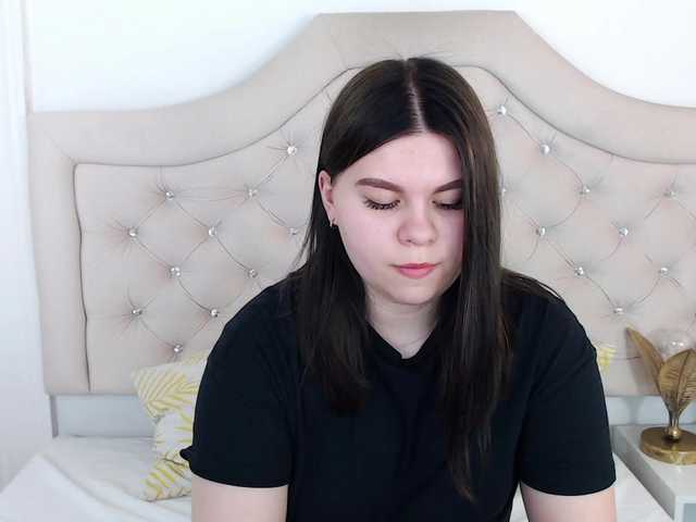 Live sex webcam photo for AbbyAngel #277836380