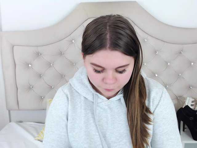 Live sex webcam photo for AbbyAngel #290176454