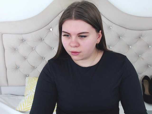 Live sex webcam photo for AbbyAngel #290360097