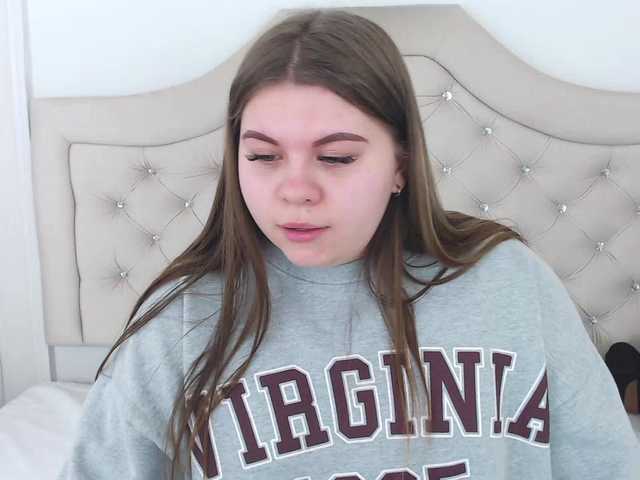 Live sex webcam photo for AbbyAngel #290393129