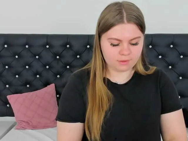 Live sex webcam photo for AbbyAngel #291278126