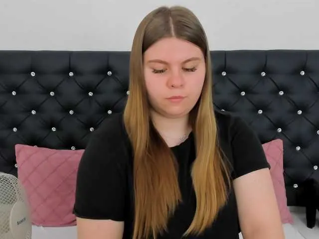 Live sex webcam photo for AbbyAngel #291377179