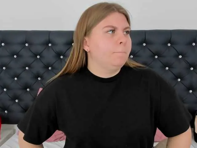 Live sex webcam photo for AbbyAngel #291391181