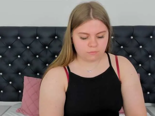 Live sex webcam photo for AbbyAngel #291520349