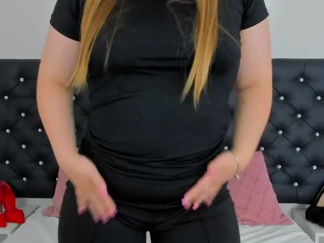 Live sex webcam photo for AbbyAngel #291568781