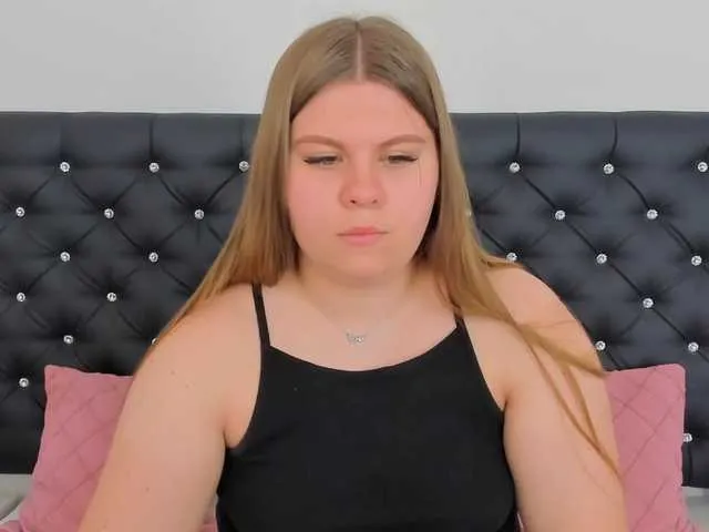 Live sex webcam photo for AbbyAngel #291700284