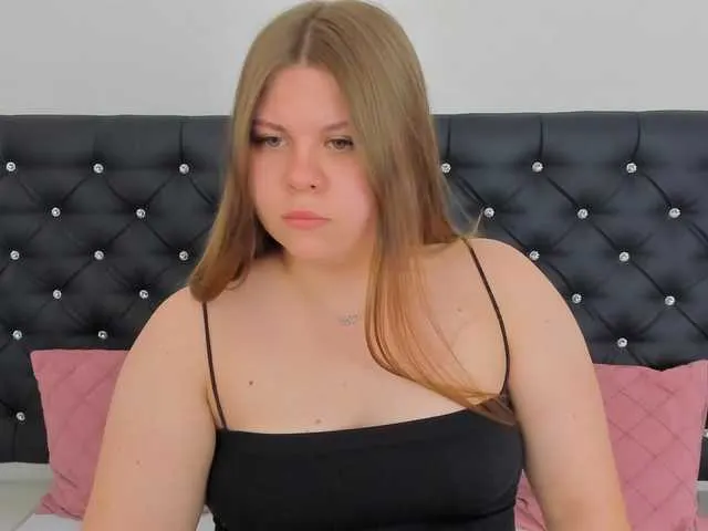 Live sex webcam photo for AbbyAngel #291790279