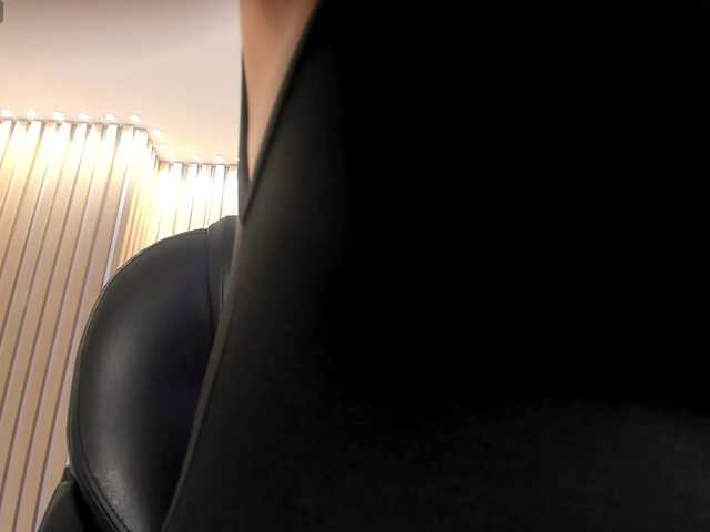 Live sex webcam photo for AbbyDalton #291879026