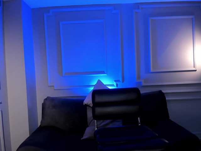 Live sex webcam photo for AbbyDalton #292151043