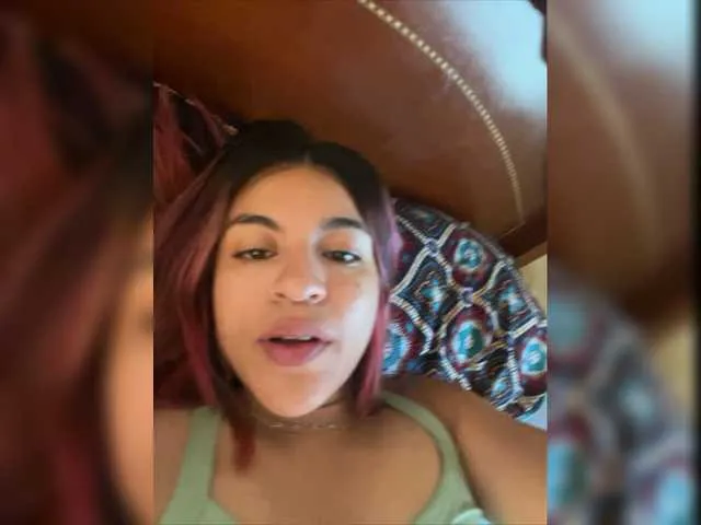 Live sex webcam photo for AbbySaphir #288053785