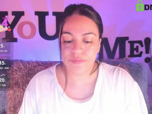 Live sex webcam photo for AbbySaphir #292156385