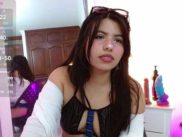 Live sex webcam photo for Abelladanger-92 #290372792