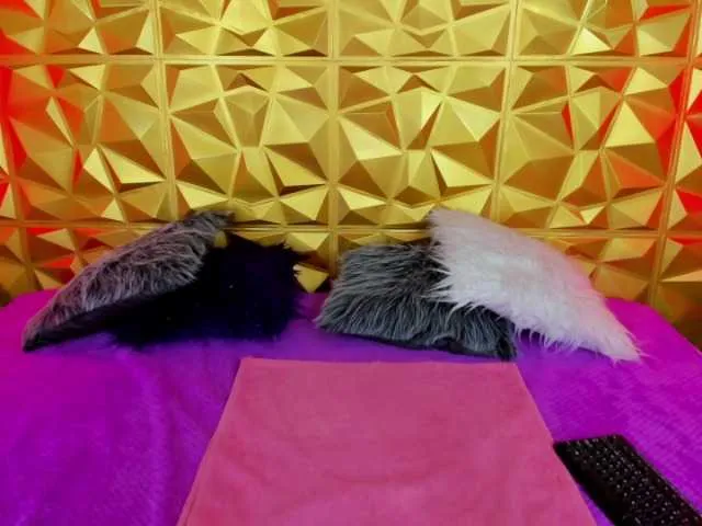 Live sex webcam photo for AbrilJaness #274333569