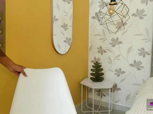 Live sex webcam photo for Ada-lee #289467427