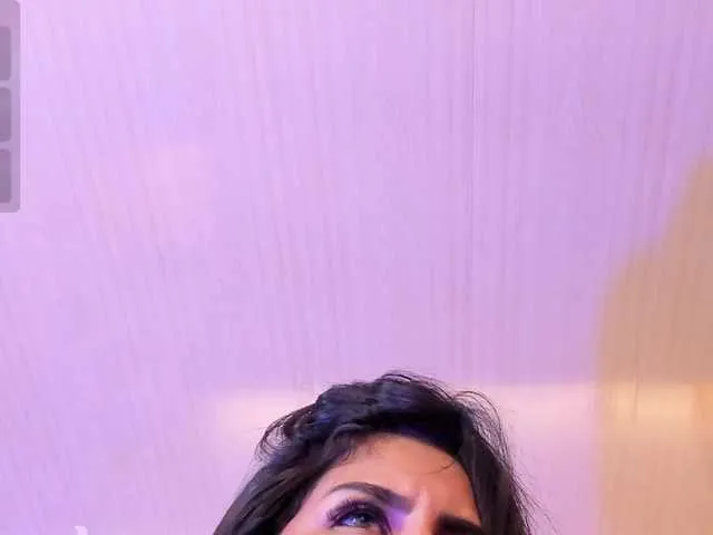 Live sex webcam photo for Ada-lee #290619797