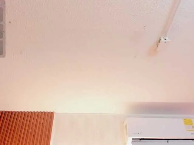 Live sex webcam photo for Ada-lee #291102899