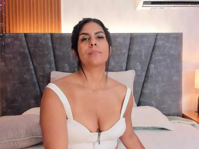 Live sex webcam photo for Ada-lee #291437355