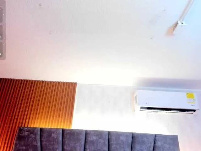 Live sex webcam photo for Ada-lee #292046469