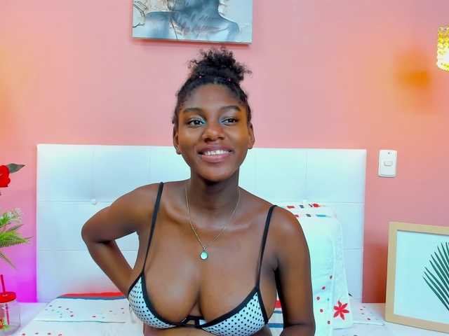 Live sex webcam photo for AdaLeninson #272821911