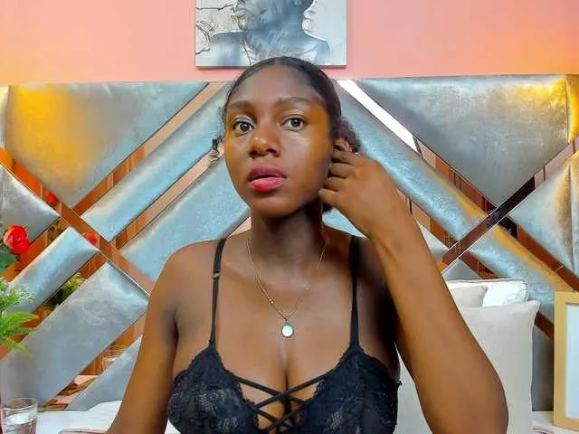 Live sex webcam photo for AdaLeninson #273509184