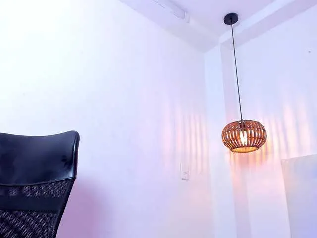 Live sex webcam photo for AdaLeninson #276369801